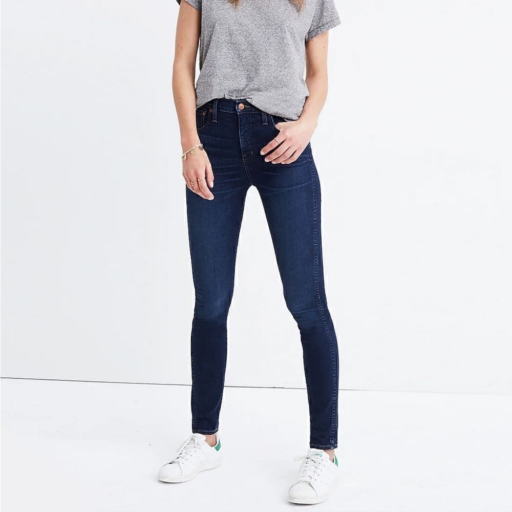 Madewell 10" High-Rise Skinny Jeans in Hayes Wash
